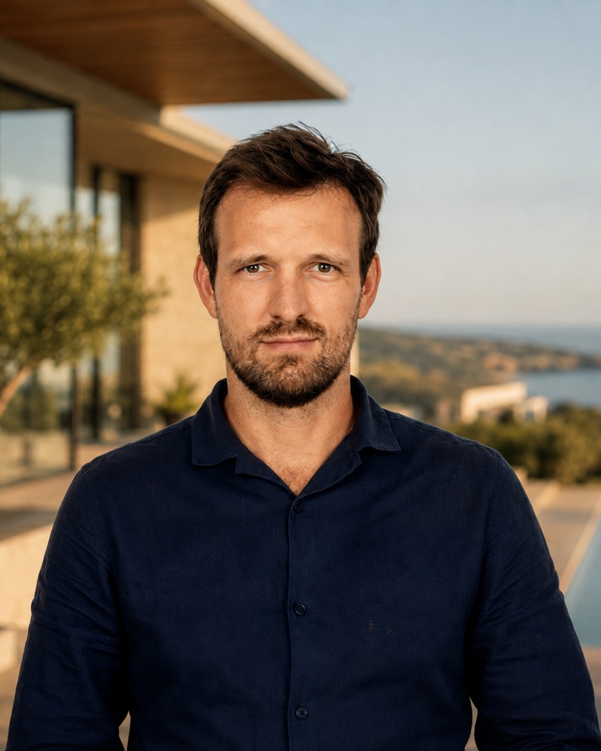 Enrique Arcay Hardtmann, Regional Manager and property buyer's agent in the Algarve
